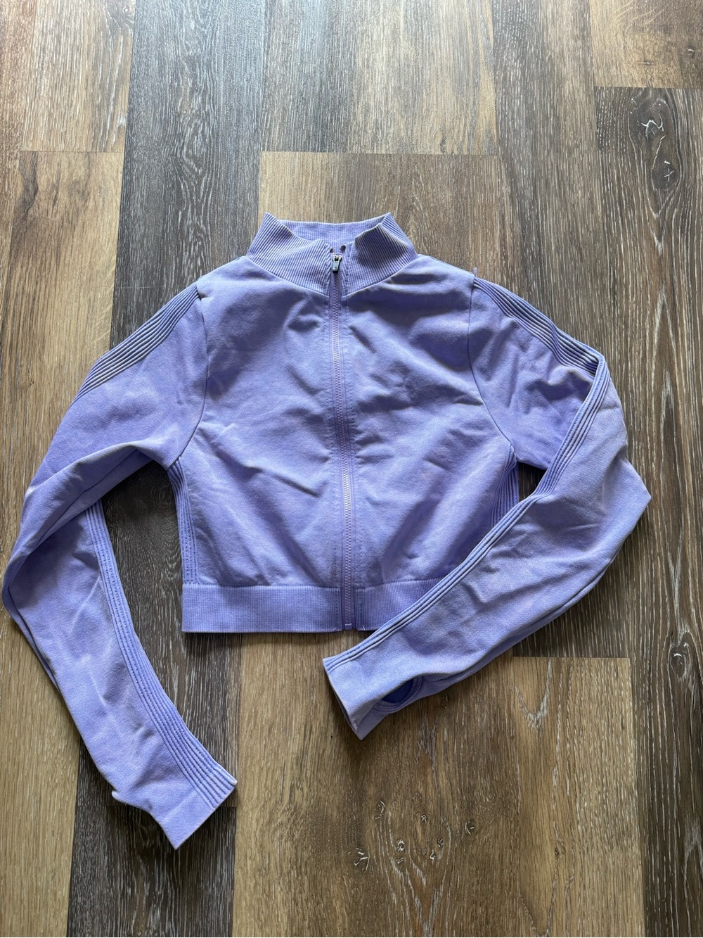 Be-Lux Sport Lavender Cropped Zip-Up Athletic Jacket Thumbhole Sleeves Size M